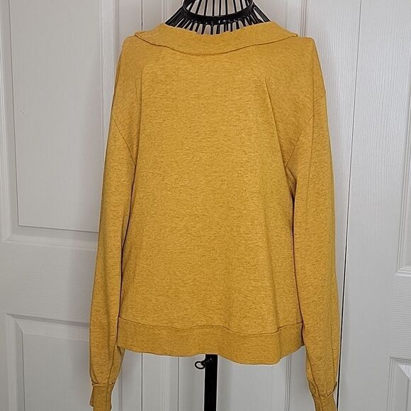 Anthropologie Tops - Anthropologie Gold Pullover with Cut Out Back Size Small